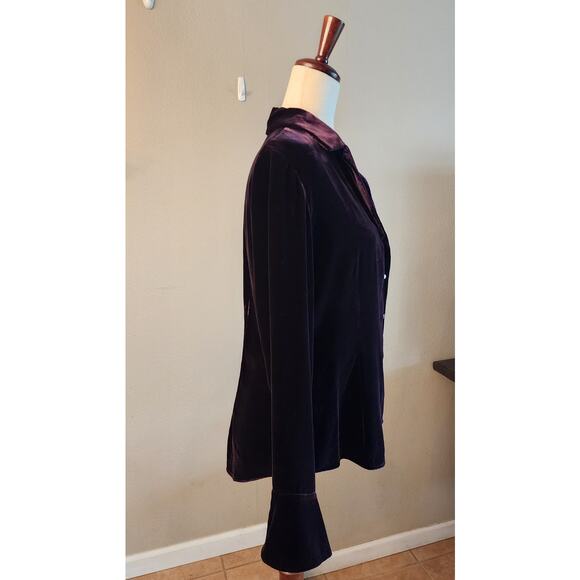 Lauren Ralph Lauren Women's Purple Velvet Button Down Top SZ 10 - Picture 3 of 11